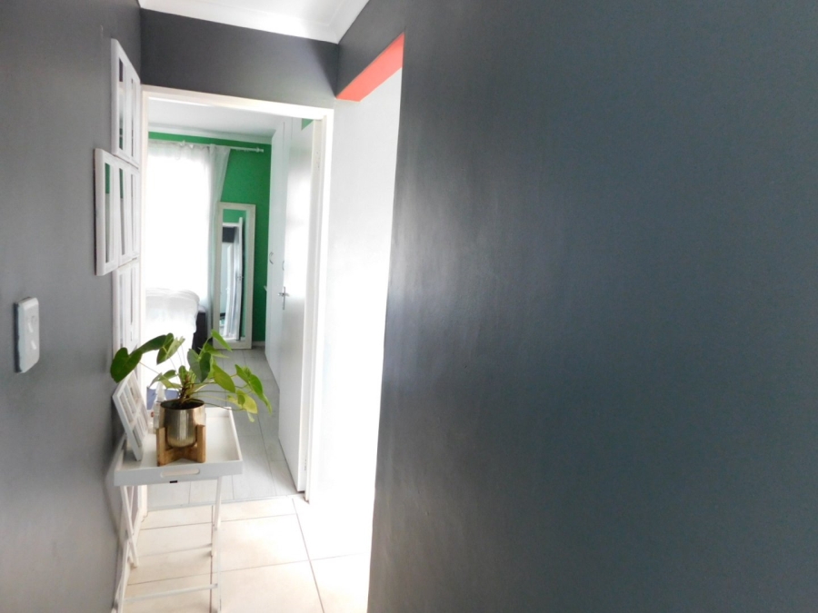 2 Bedroom Property for Sale in Fairview Golf Estate Western Cape